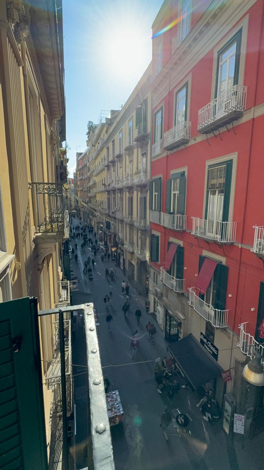 Alma De Chiaja - Design Suites & Apartments Napoli Bagian luar foto