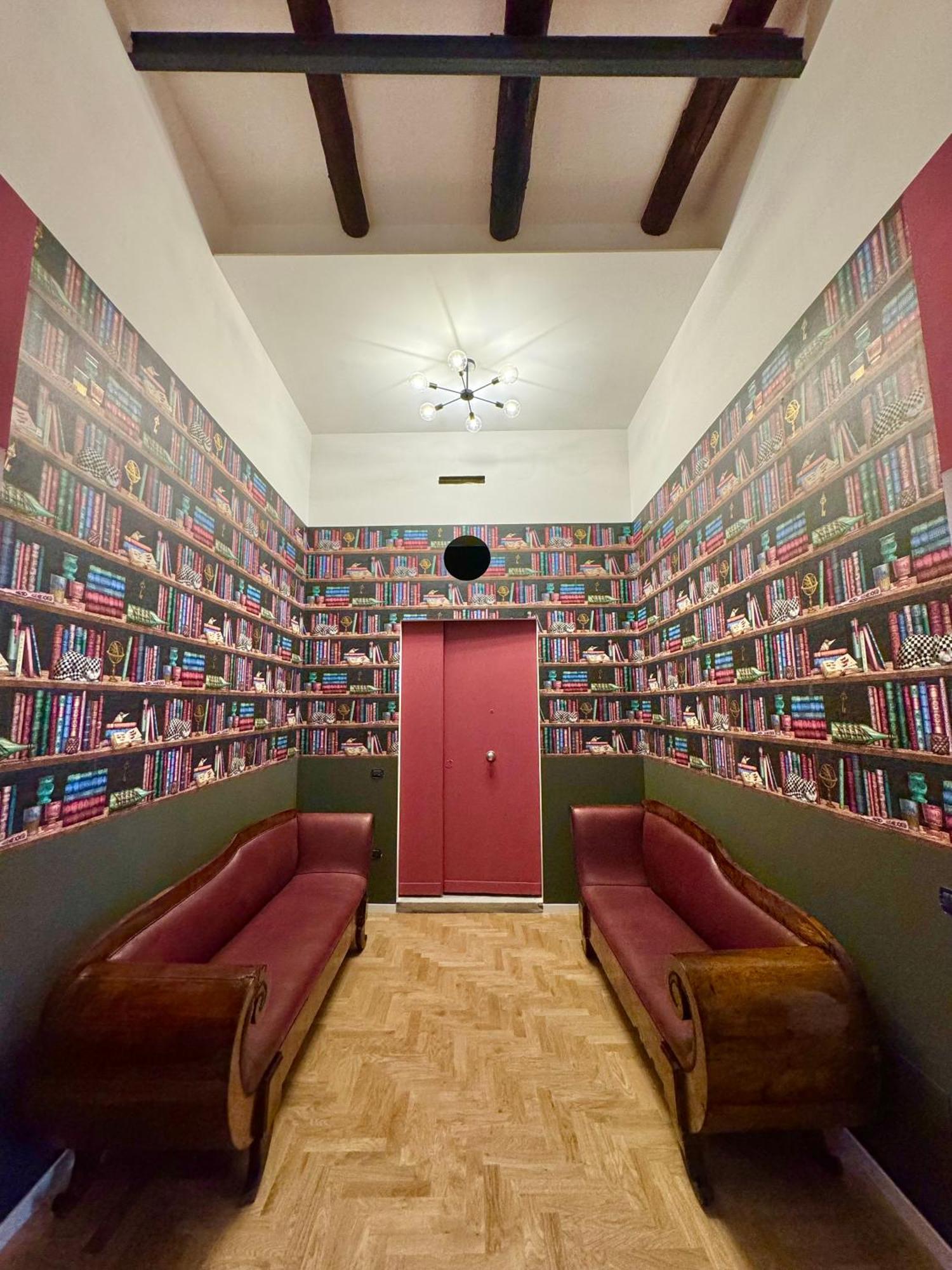 Alma De Chiaja - Design Suites & Apartments Napoli Bagian luar foto