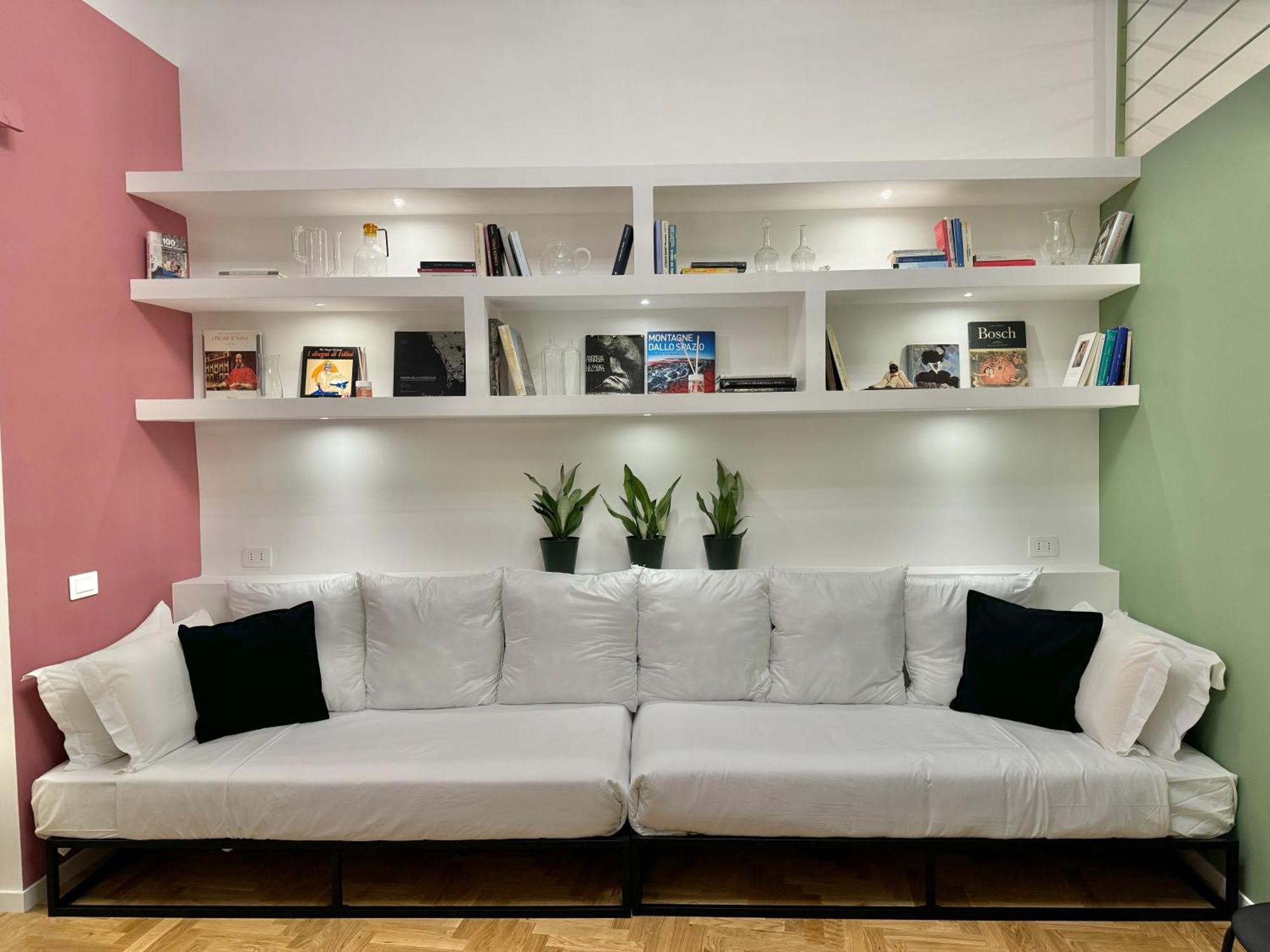 Alma De Chiaja - Design Suites & Apartments Napoli Bagian luar foto