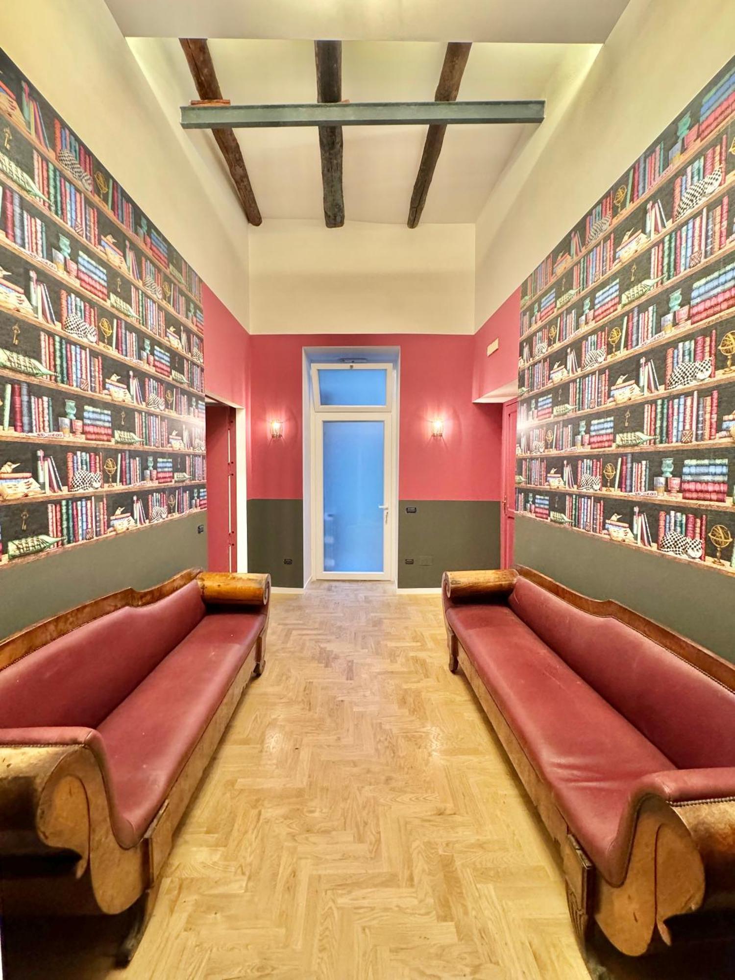Alma De Chiaja - Design Suites & Apartments Napoli Bagian luar foto