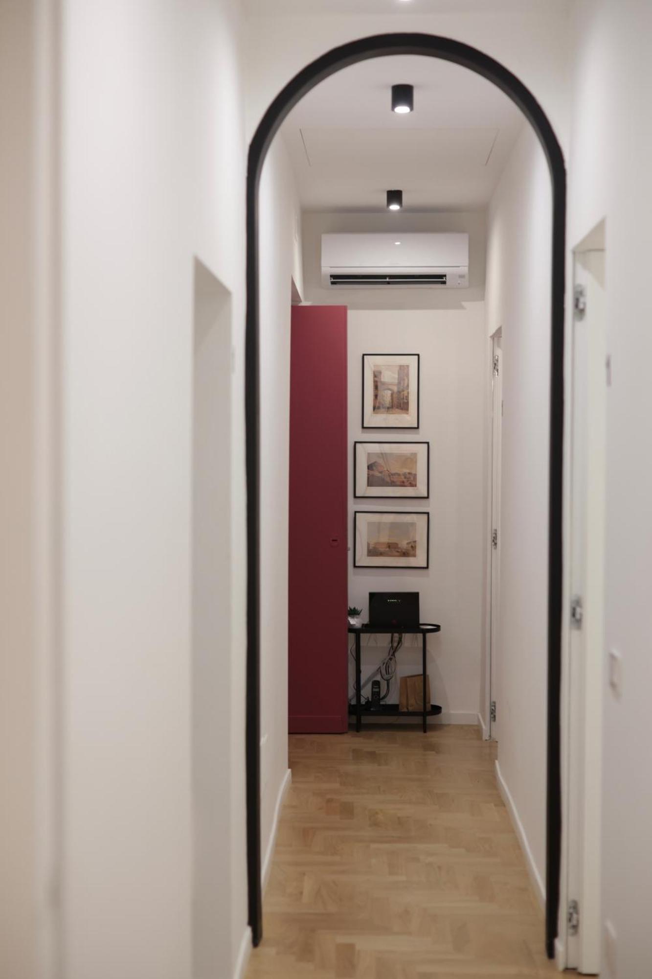Alma De Chiaja - Design Suites & Apartments Napoli Bagian luar foto